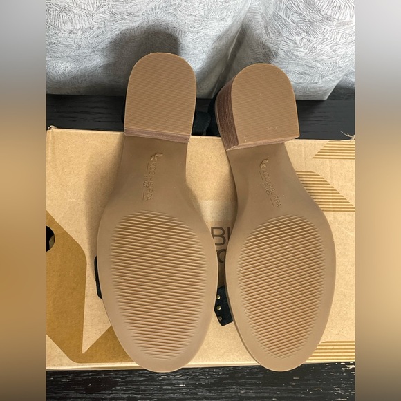 KOOLABURRA ORTHOLITE BY UGG black studded block heel sandals | 8.5 - Picture 5 of 6